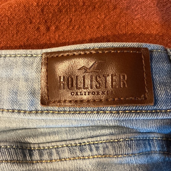 Holister jeans good condition - Picture 3 of 4